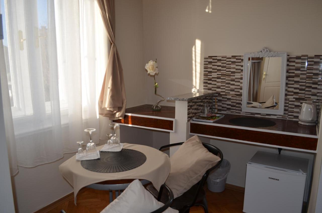 רייקה Rooms & Apartments Infinity מראה חיצוני תמונה