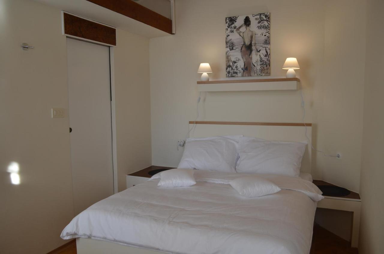 רייקה Rooms & Apartments Infinity מראה חיצוני תמונה