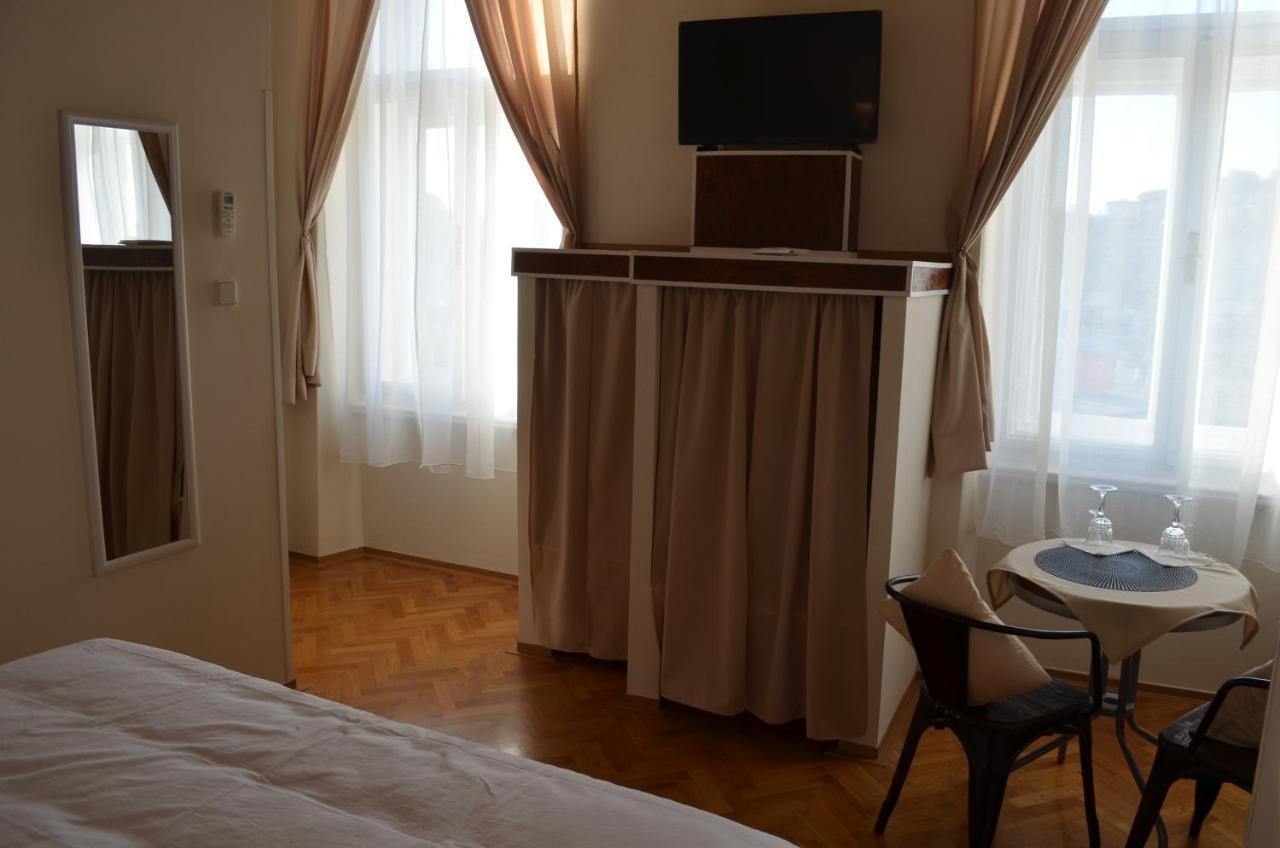 רייקה Rooms & Apartments Infinity מראה חיצוני תמונה